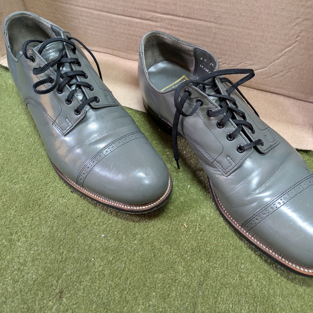 Men's Gray Leather Loafers